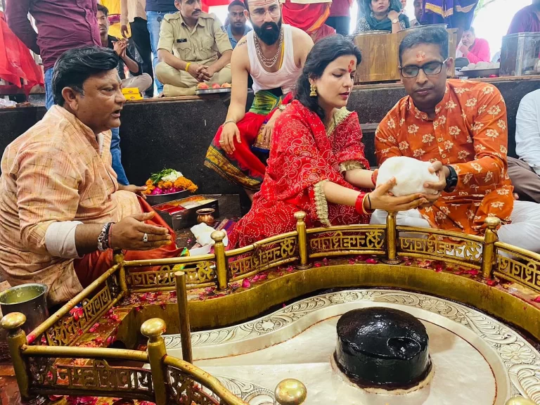 agarashavara-mahathava-ka-sharanae-ma-pahaca-ithara-kalkatarabhata-paja-ka-satha-janakalyanae-ka-kamana-sa-karaya-a_10f991dc70f4394b3ce1a2212b6d1807