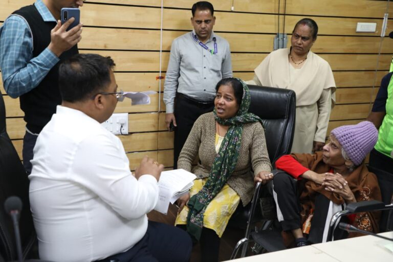 WhatsApp Image 2025-11-11 at 4.00.24 PM