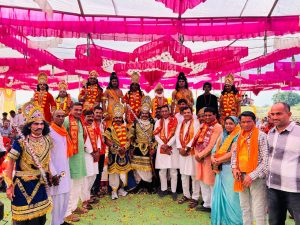 रामलीला में शामिल हुए राज्यमंत्री पंवार,रावण-मेघनाद की पूजा की परंपरा खास